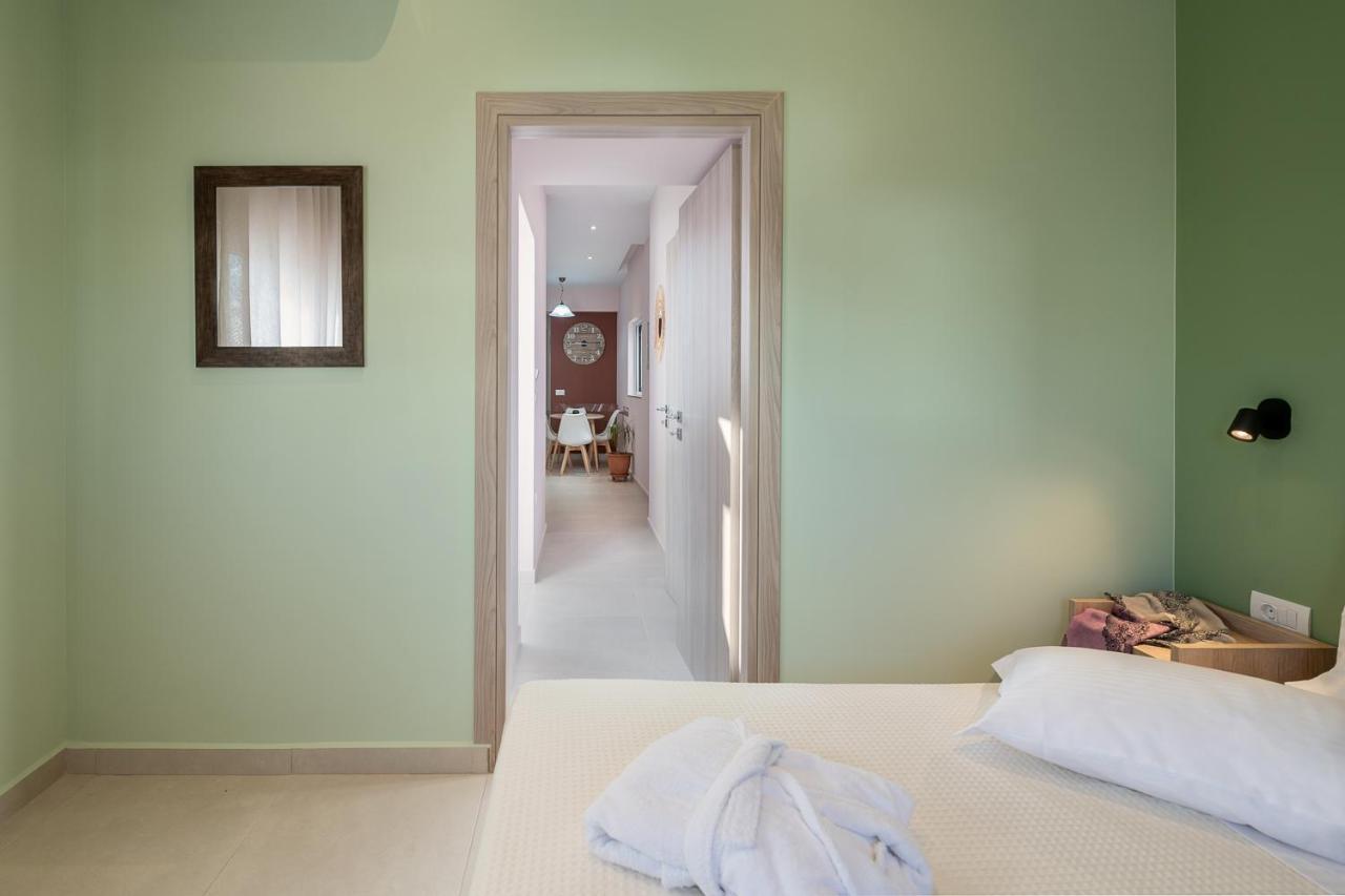 M City Apartments 100M From The Beach Hanya Dış mekan fotoğraf